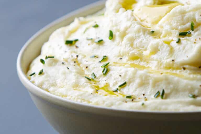 Sour Cream and Chive Mashed Potatoes Recipe