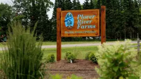 Plover River Farms sign