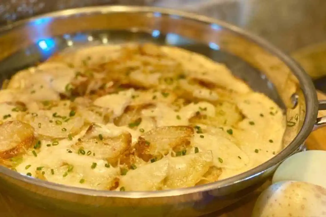 Cheesy Alfredo Style Potatoes